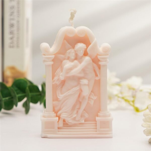 Hugging Angel Shaped Scented Candle,125G Aesthetic Handmade Soy Wax Aroma Decorative Art Candle for Table Photo Prop Valentine's Day Wedding Birthday,Prefect Gift for Meditation Stress (Pink)